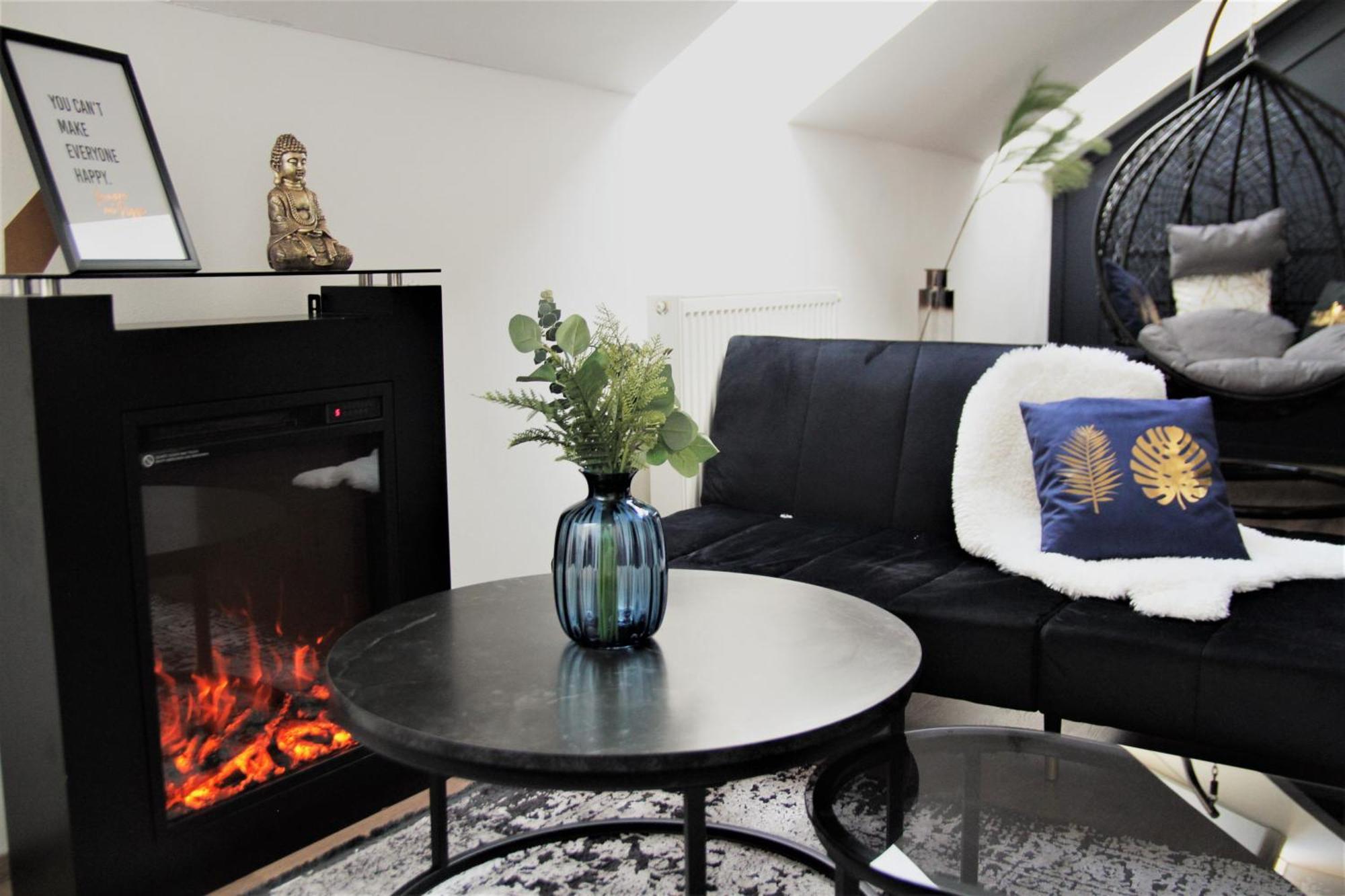Spacious Flat & Parking Possibility, 3 Stops To Wenceslav Square Prague Ngoại thất bức ảnh